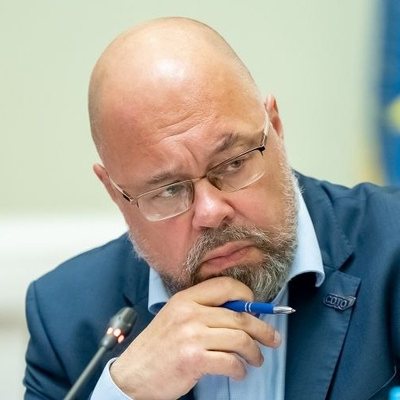 Павел Потеев